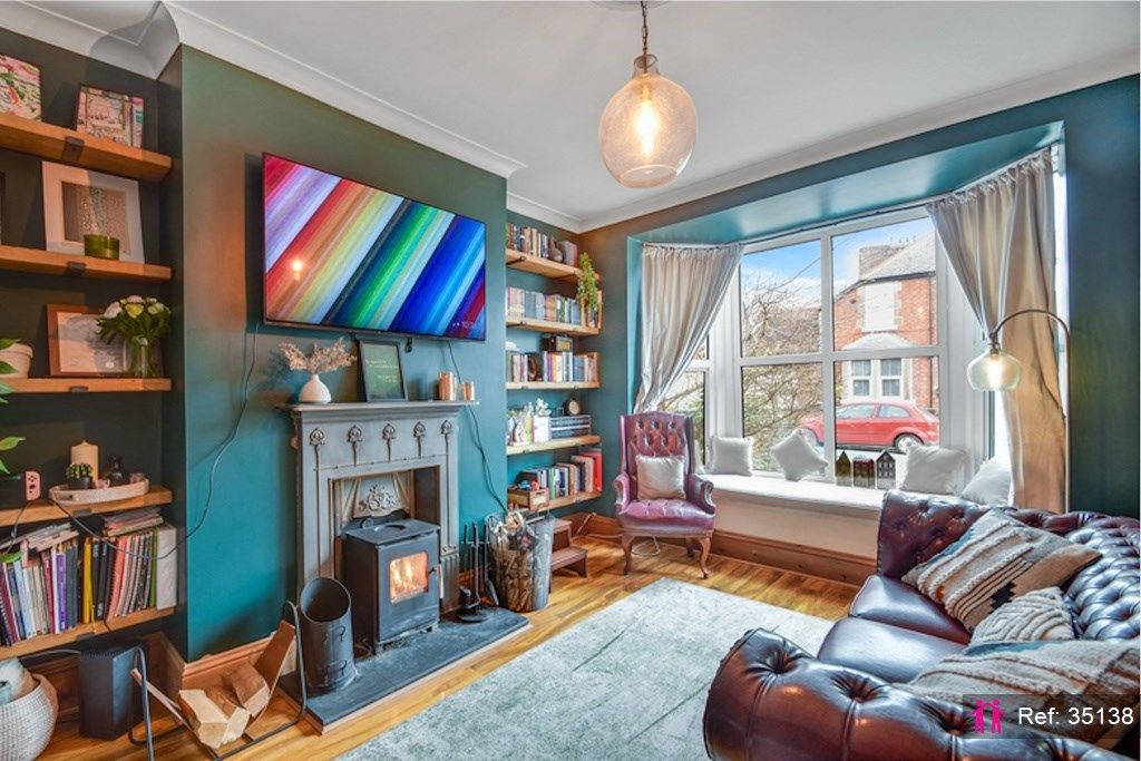 Property photo 2 of 13
