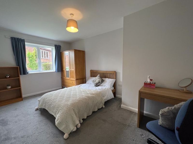 Property photo 3 of 15 Photo 20