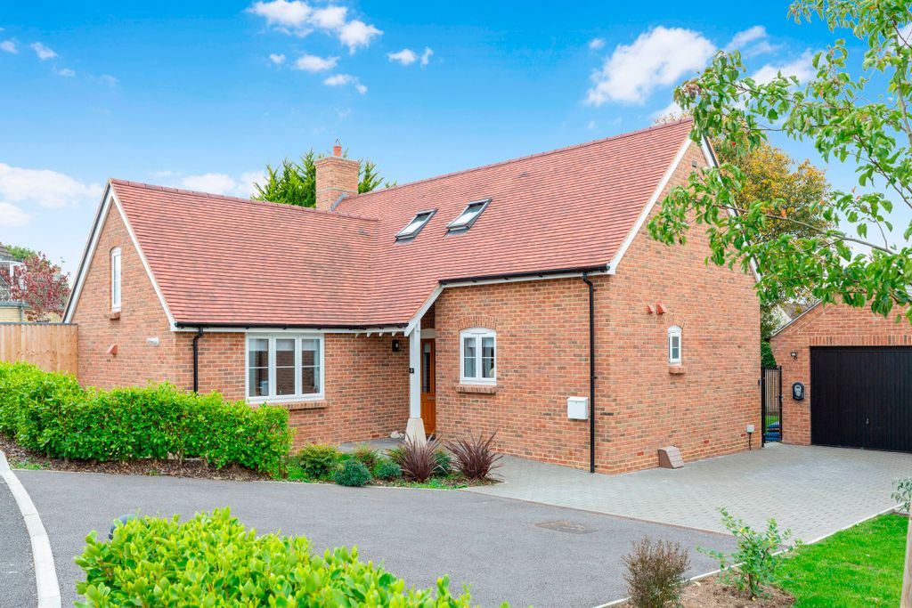 Property photo 1 of 20