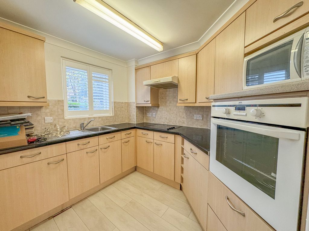 Property photo 2 of 14 Img_16876_11_Large