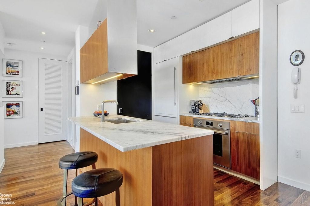 Property photo 2 of 3 <Alttext/>