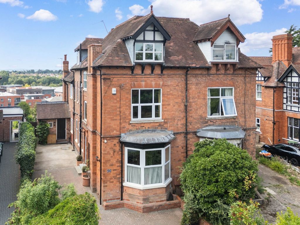 Property photo 1 of 22