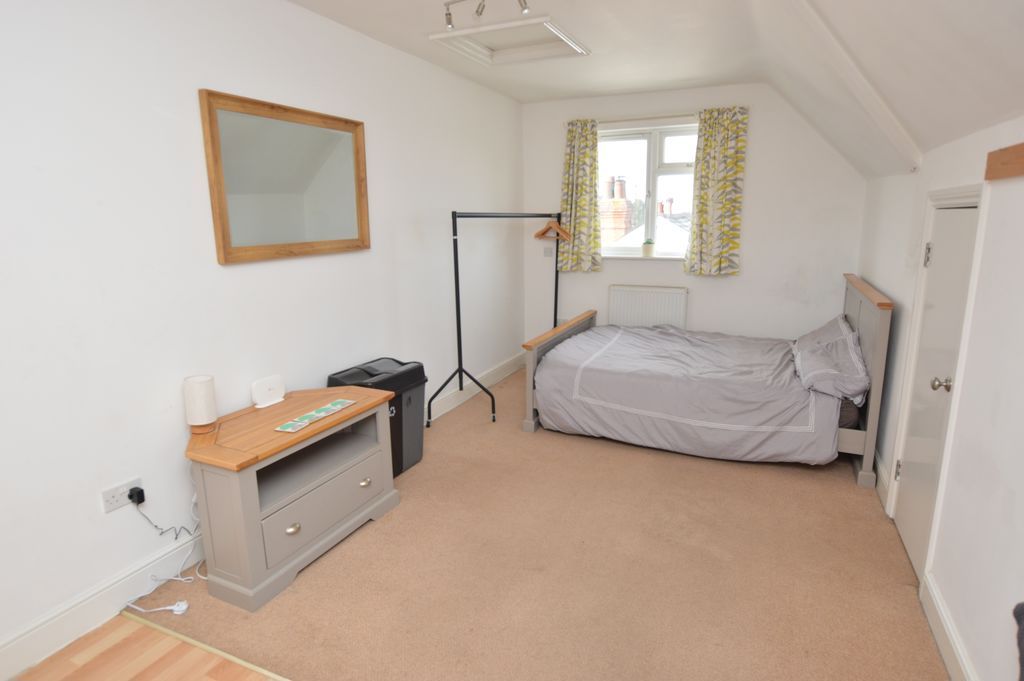 Property photo 2 of 7 Studio Room Pic2