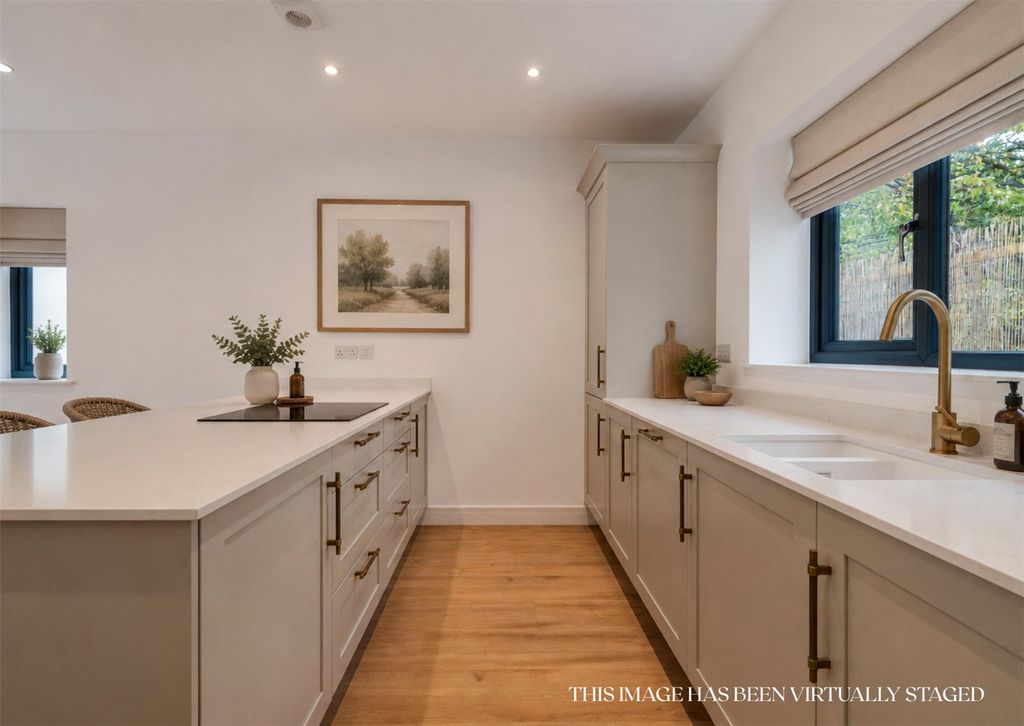 Property photo 3 of 6 Kitchen