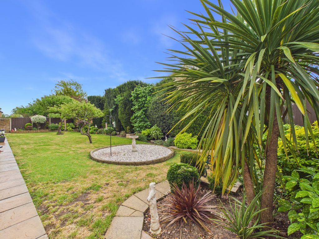 Property photo 2 of 10 Presented By Kevin At Ewemove Bexleyheath And Dart