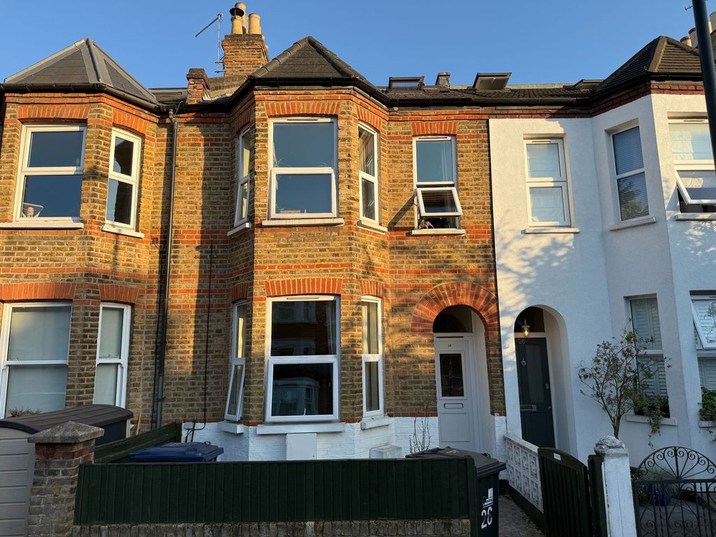 Property photo 1 of 17