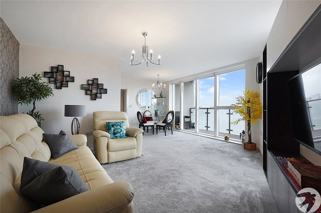 Property photo 1 of 25 Open Plan Living