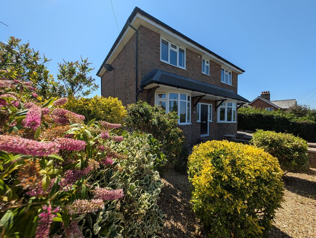 Property photo 1 of 47