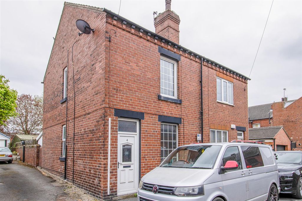 Property photo 1 of 9