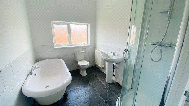 Property photo 3 of 6 Picture No. 05