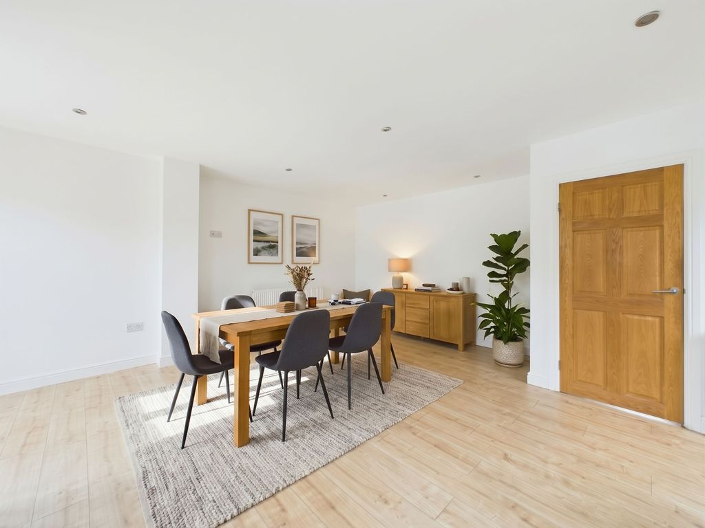 Property photo 3 of 17 Dining Area (Virtually Furnished)