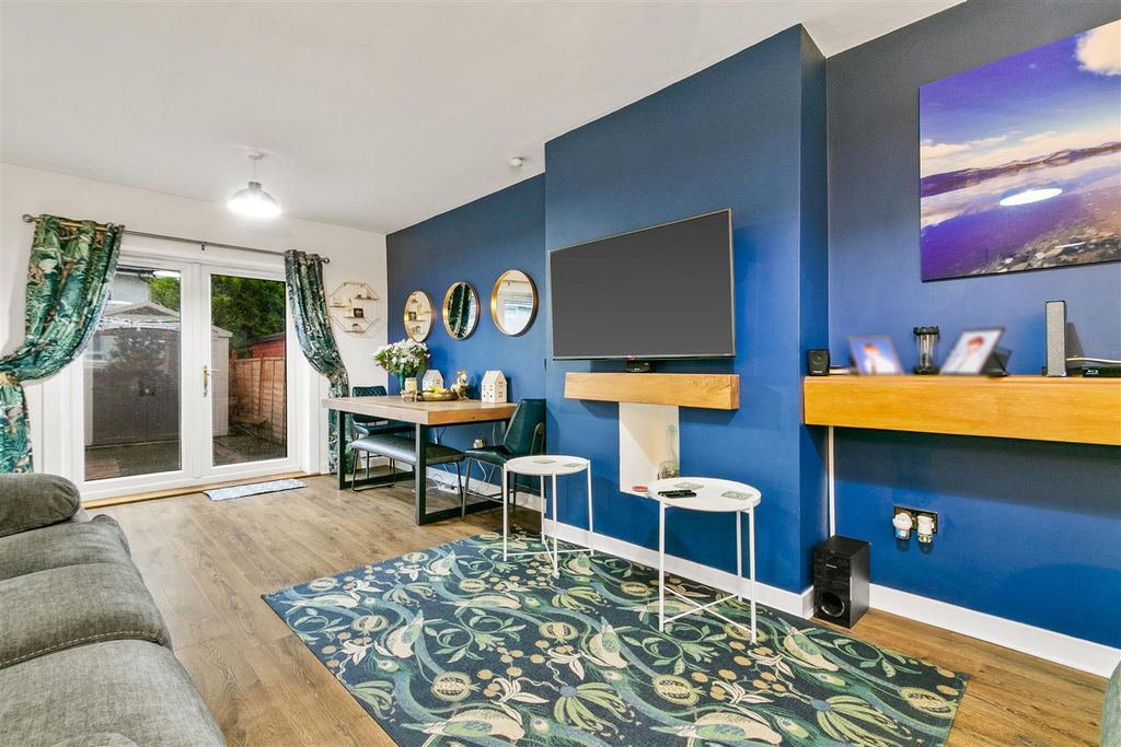 Property photo 3 of 25 Mcculloch-6.Jpg