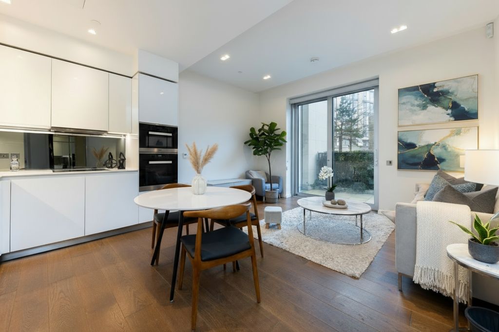 Property photo 2 of 7 0Kxjg_Generated_i...