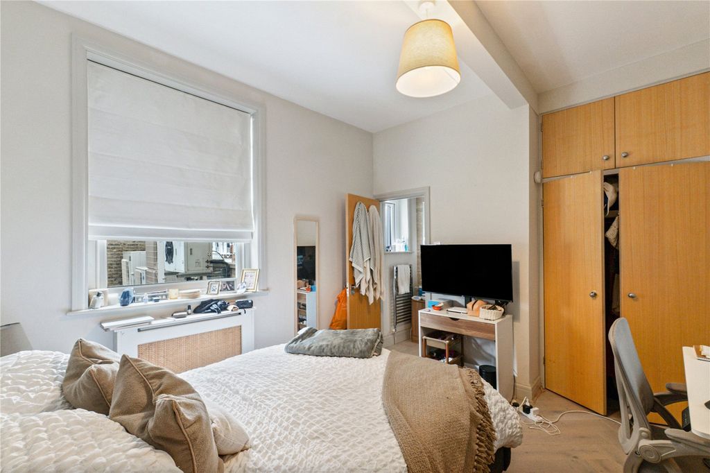 Property photo 2 of 16 Picture No. 03