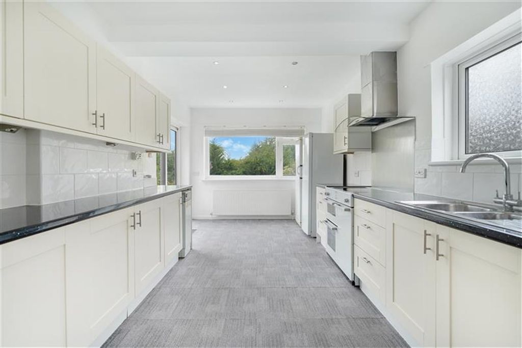 Property photo 1 of 7 (Main)