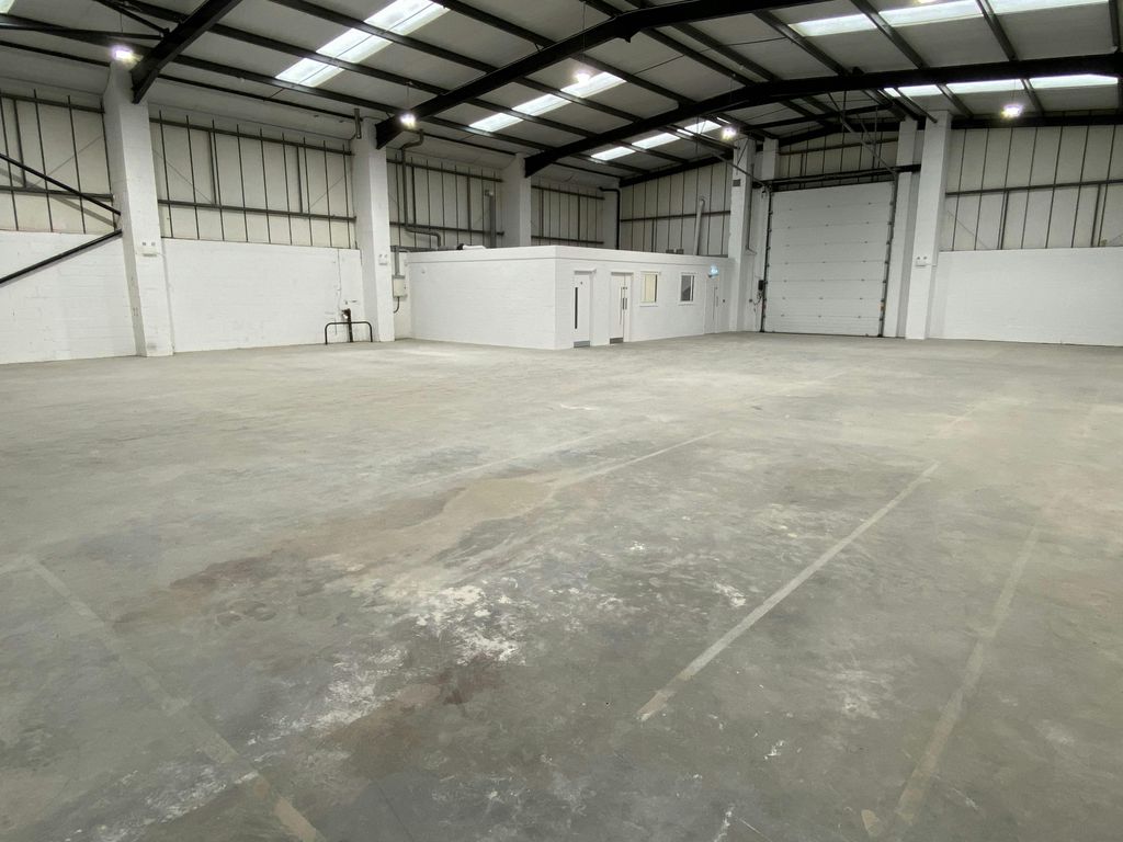 Property photo 3 of 6 Crayford - 1 Crayside Warehouse.Jpeg