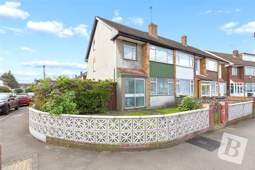 Property photo 1 of 16 Front