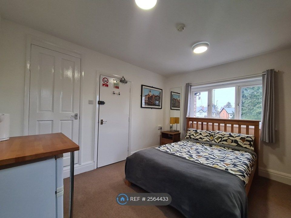 Property photo 2 of 11
