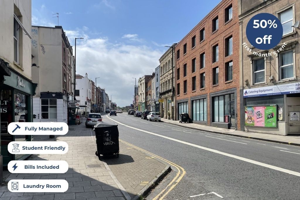 Property photo 1 of 7 Discover A Vibrant Street Scene With Convenient Am...