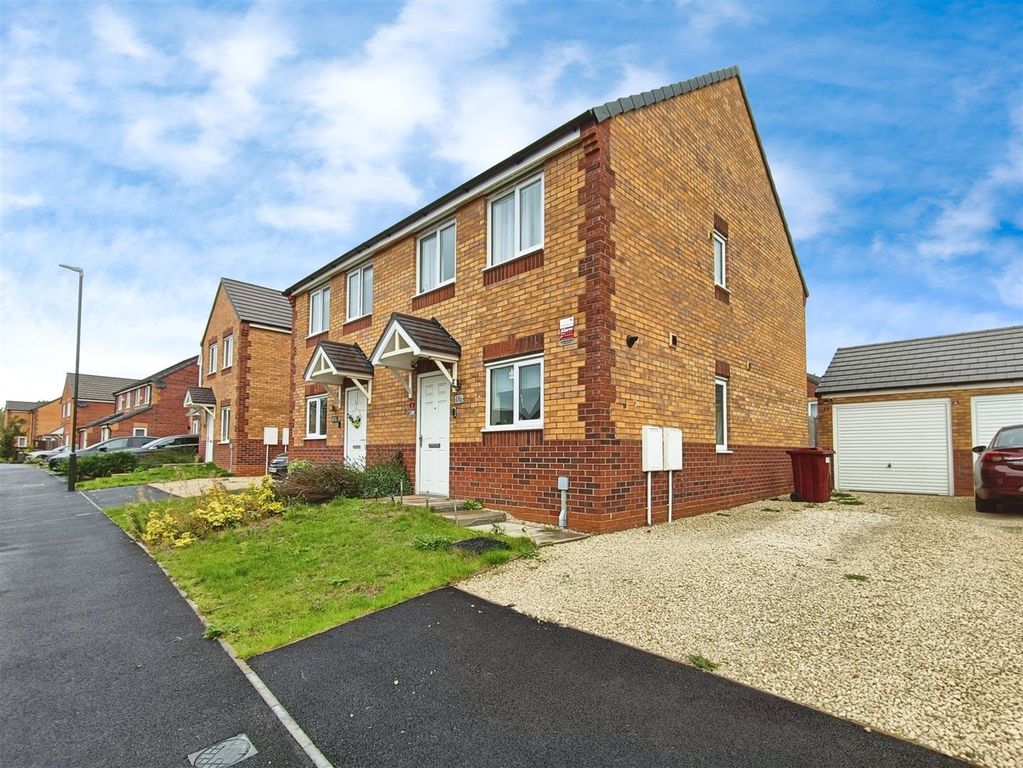 Property photo 1 of 19 Ede70274-1000083764.Jpg