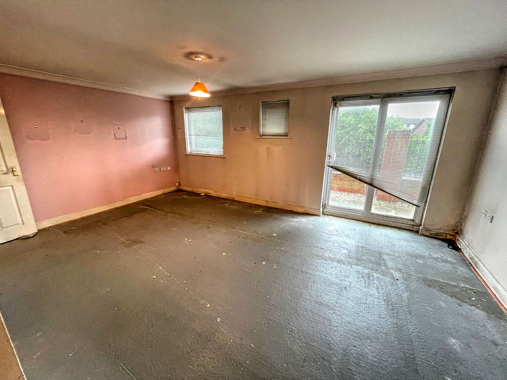 Property photo 2 of 13 Img_0691