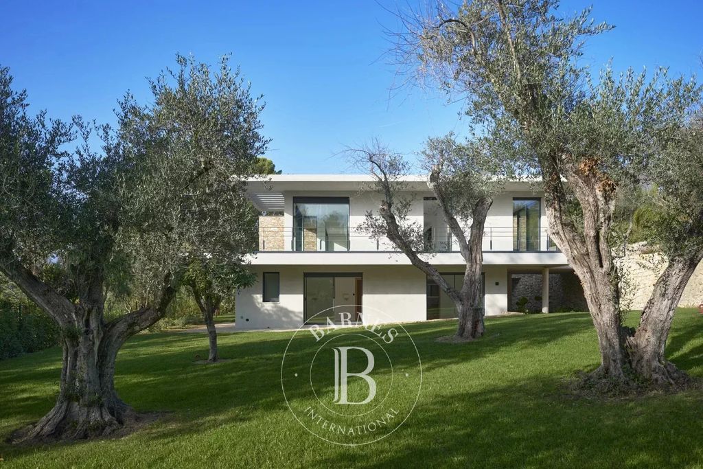 Property photo 3 of 24