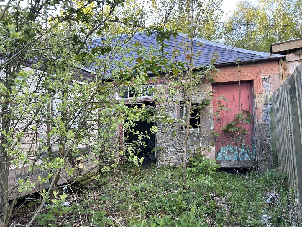 Property photo 3 of 12 Picture No. 04