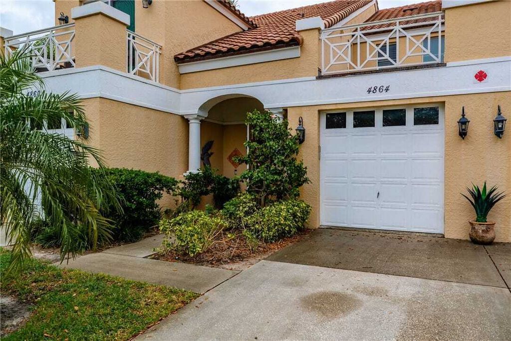 Property photo 1 of 31