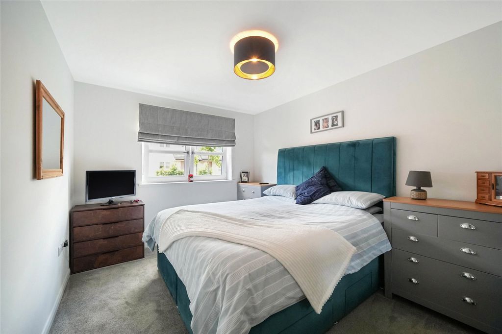 Additional image 8 of 2 bed flat for saleSnibble Gardens, Uphall Station, Livingston, West Lothian EH54