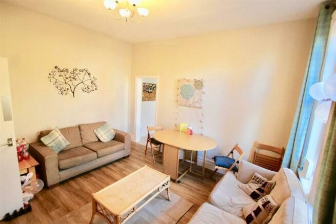 Property photo 1 of 20 Picture No. 21