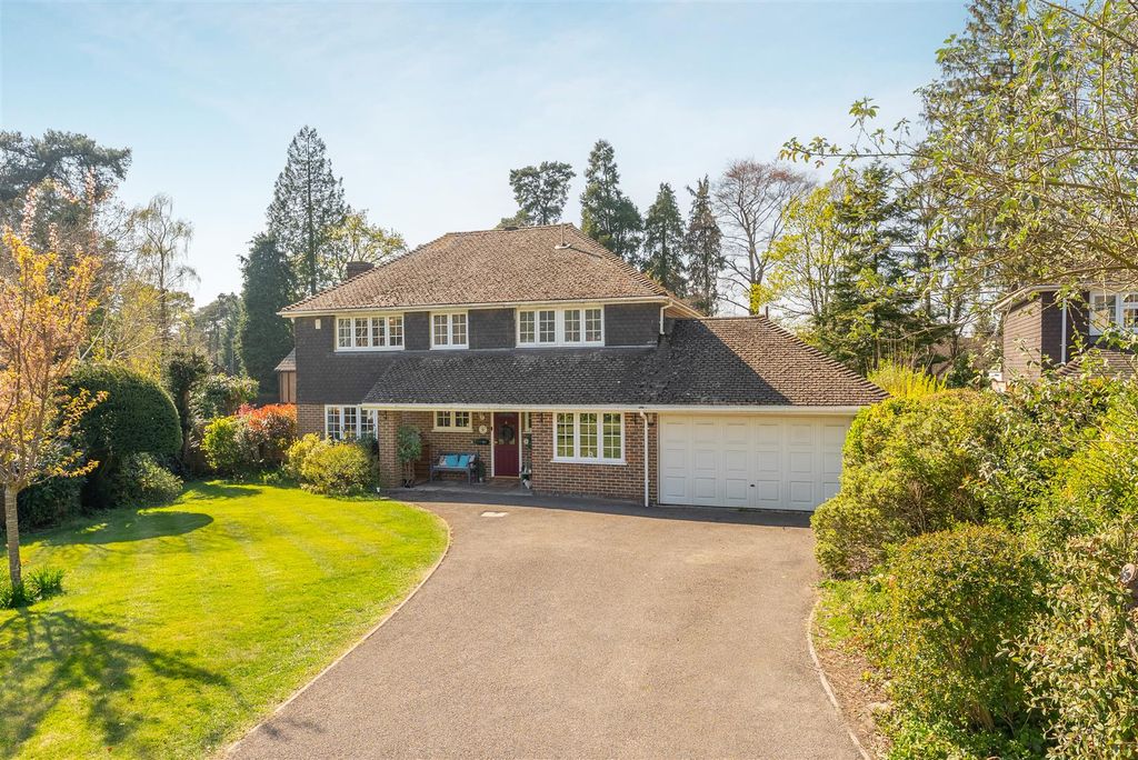 Property photo 1 of 13