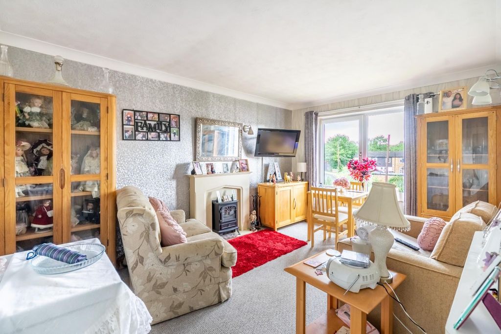 Property photo 2 of 9 32Lh-1.Jpg