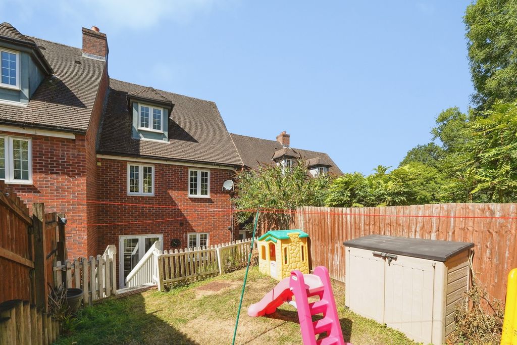 Property photo 1 of 18 Pbox-Img.Jpg