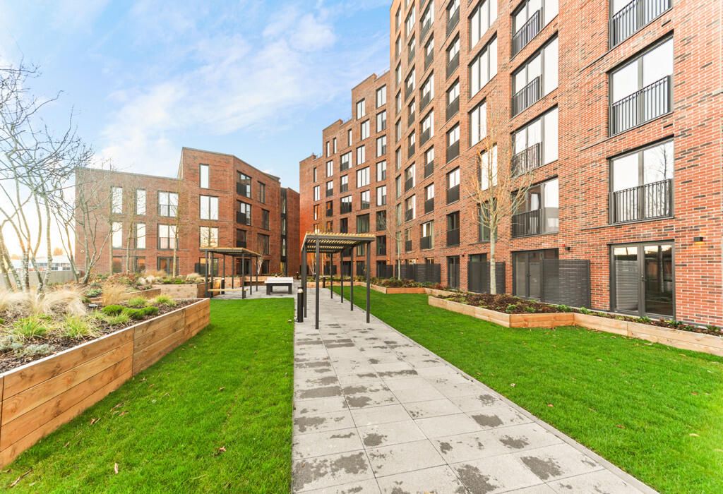 Property photo 1 of 12 Image