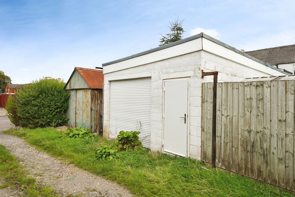 Property photo 2 of 14 Pbox-Img.Jpg