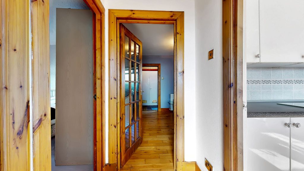 Property photo 3 of 27 003