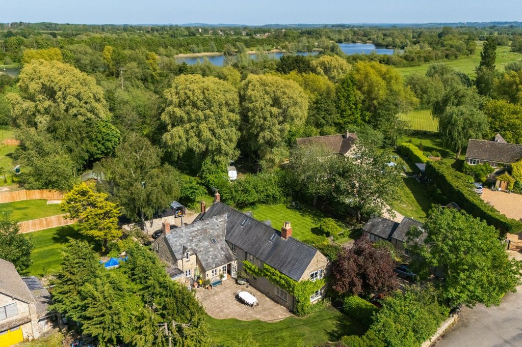 Property photo 2 of 51 Drone