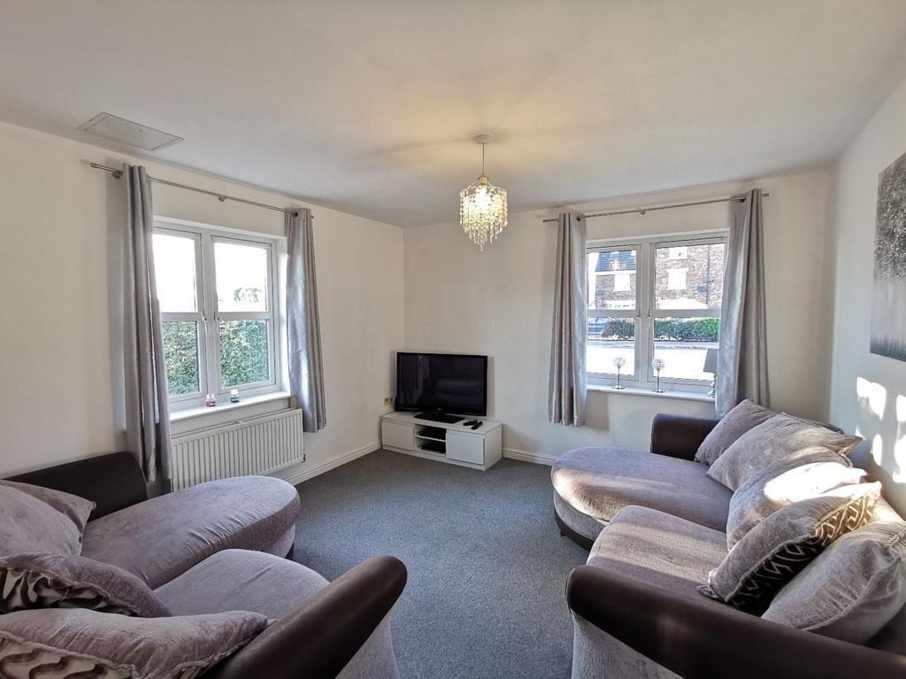 Property photo 3 of 9 0 General