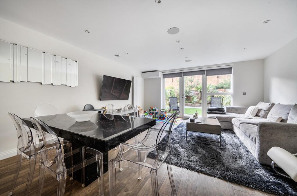 Property photo 3 of 21 1402270-7-696F7Ebfdb916.Jpg