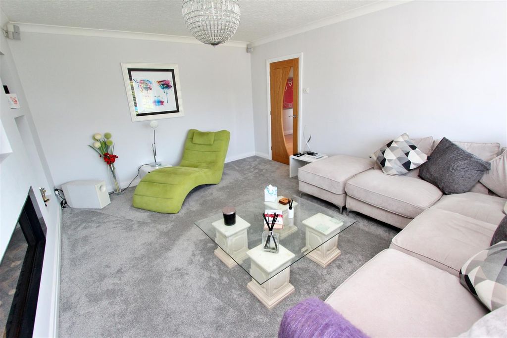 Property photo 3 of 20 Img_8927.Jpg
