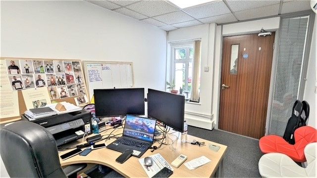 Property photo 3 of 7