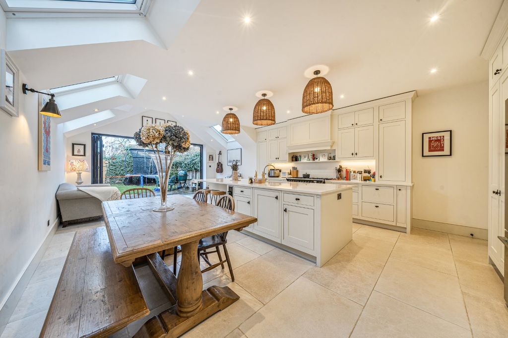 Property photo 2 of 21 Picture No. 40