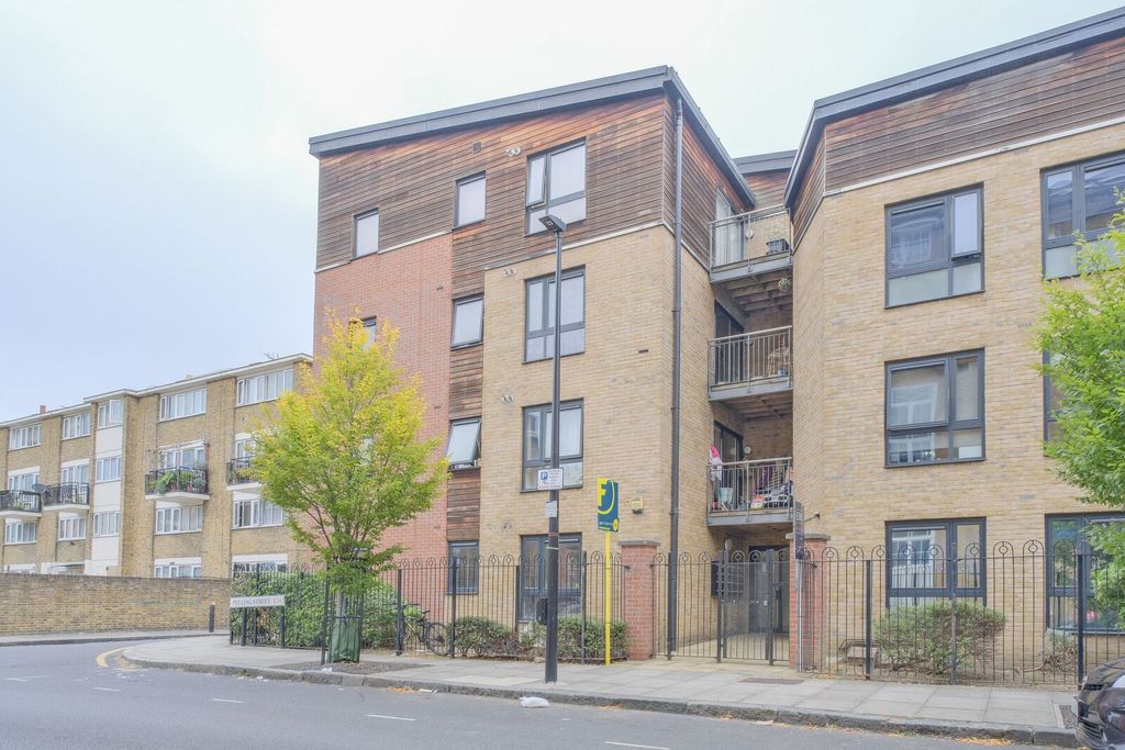Property photo 1 of 7