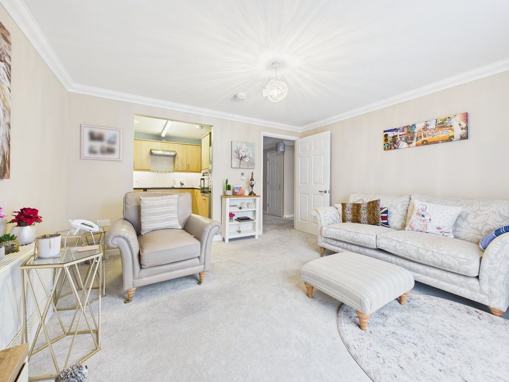 Property photo 3 of 10