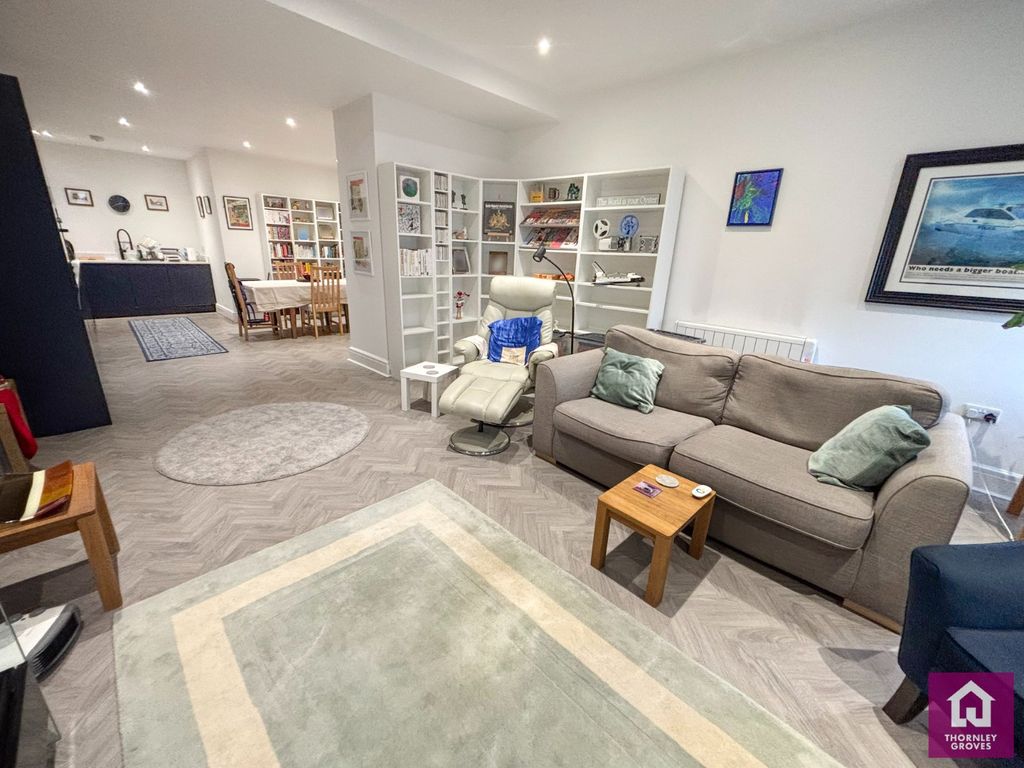 Property photo 3 of 21 Picture No. 46