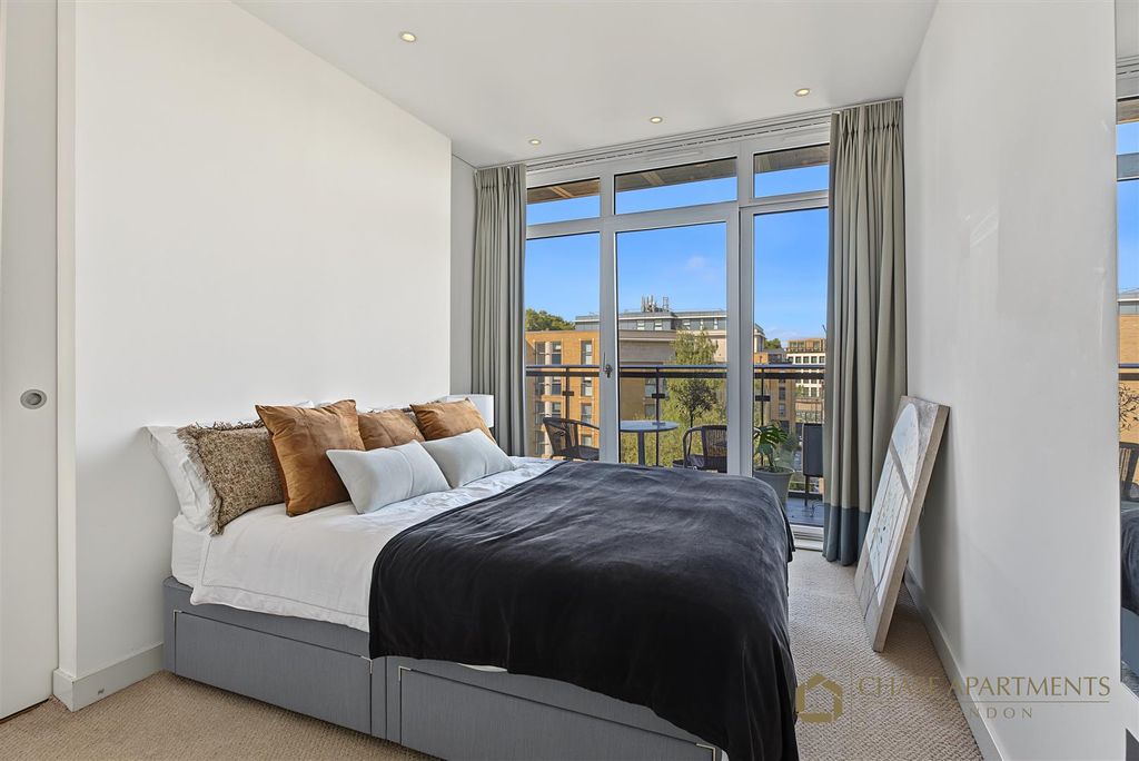 Property photo 2 of 11 Hepworth Court Sw1W 8Qp-3.Jpg