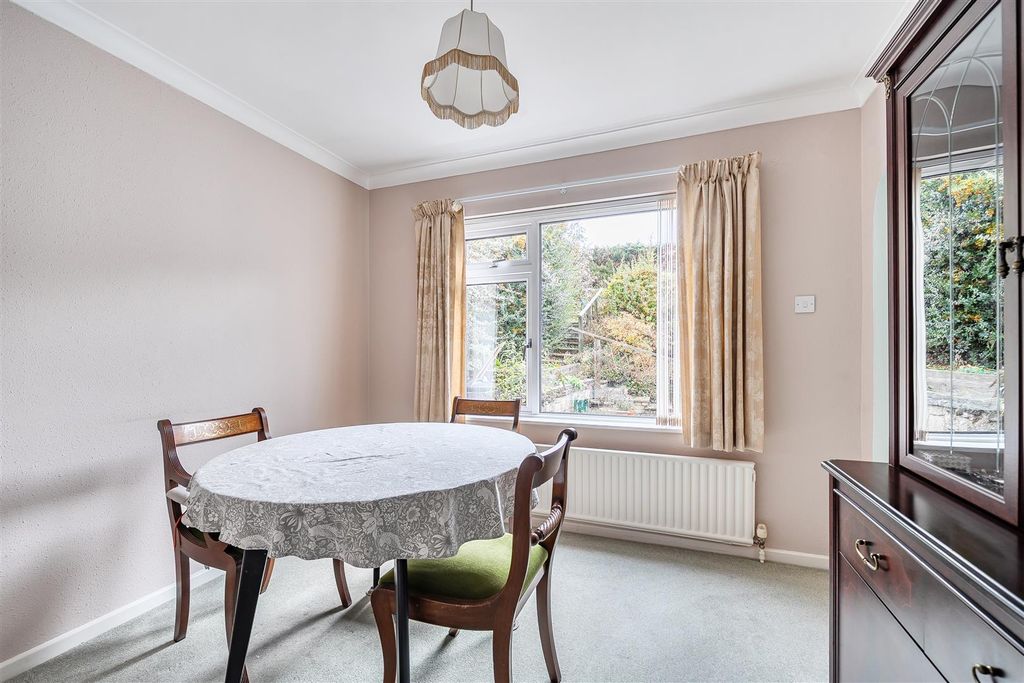 Property photo 3 of 17 1371007-6-68F62d0F4B078.Jpg