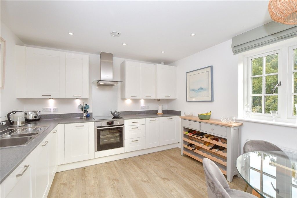 Property photo 3 of 13 Kitchen/Lounge/Diner