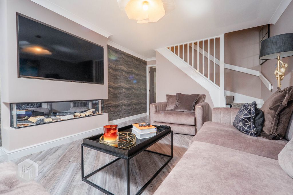 Property photo 2 of 21 Picture No. 10