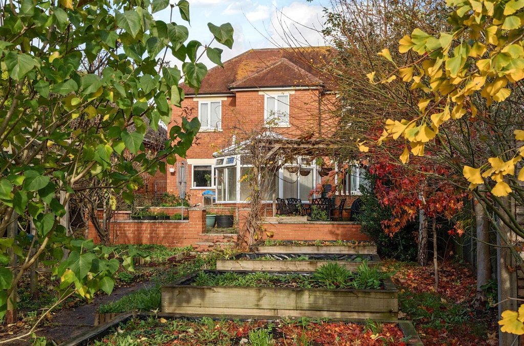 Property photo 1 of 19 Picture No. 08